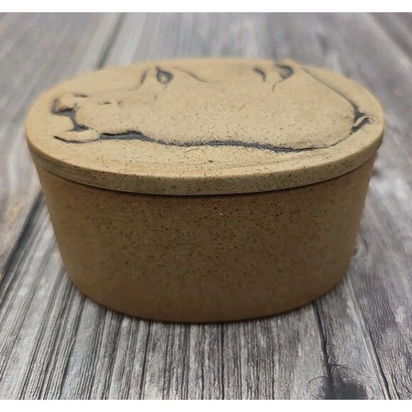 Vtg  Brown Pig w/ Apple Small Oval Stoneware Ceramic Jewelry Trinket Box Japan - Picture 4 of 12